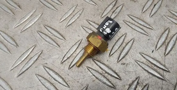 Coolant temperature sensor