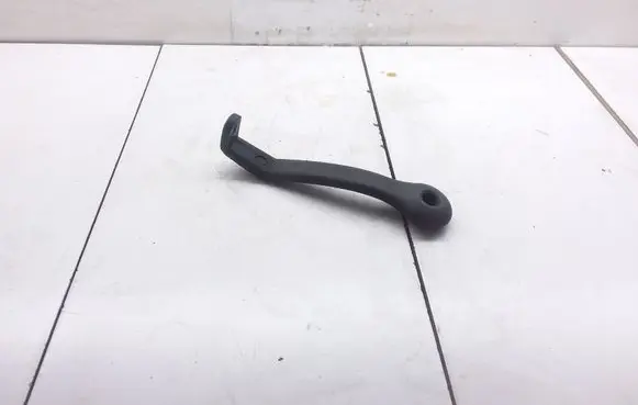 Skoda Octavia Mk2 (1Z) Tailgate trunk handle 1Z5827895A