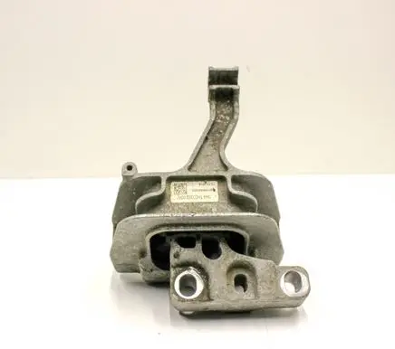 Skoda Octavia Mk3 (5E) Engine mount bracket 5Q0199262BK