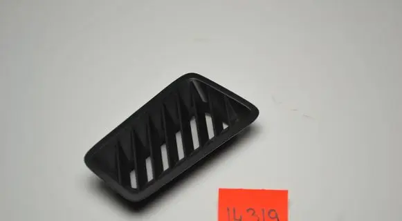 Toyota RAV 4 (XA50) Dashboard air vent grill cover trim 5596242010