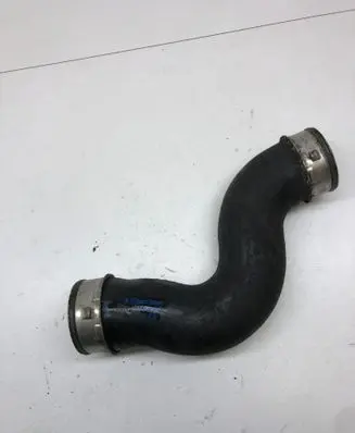 Volkswagen PASSAT B6 Intercooler hose/pipe 1K0145832E