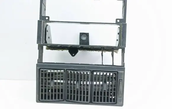 Audi 80 90 B3 Dash center air vent grill 893857183 8A1857007A 8A1857007B