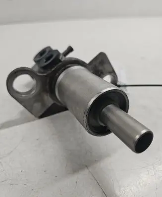 Audi A4 S4 B6 8E 8H Master brake cylinder 2499