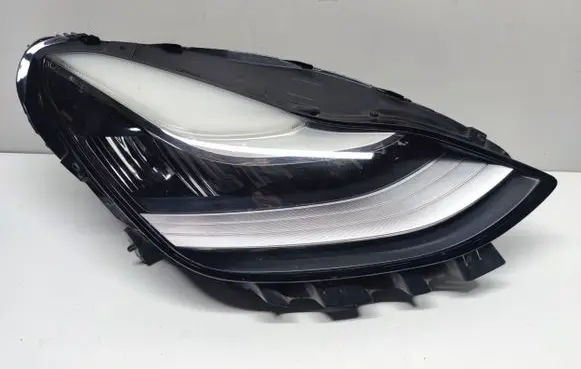 Tesla Model 3 Headlight/headlamp 107737650B