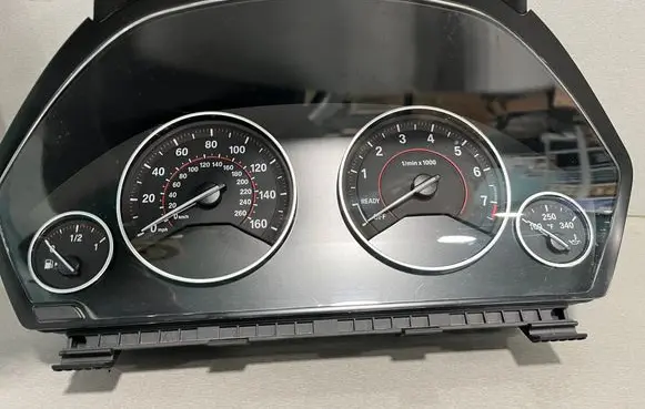 BMW 4 F32 F33 Speedometer (instrument cluster) 6804982 9232895 A0489743