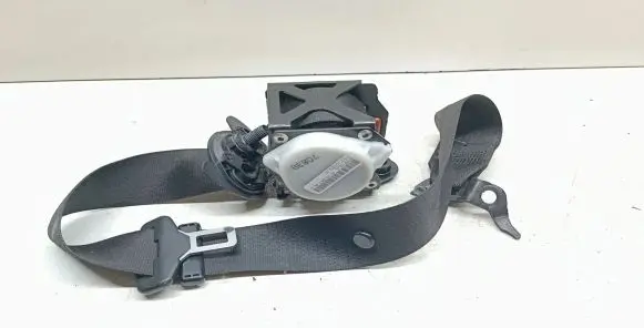 BMW X3 F25 Front seatbelt 7258432
