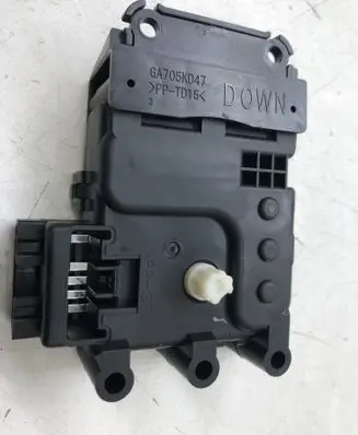 Mazda 3 III Air flap motor/actuator GA705KD47 5Y24N