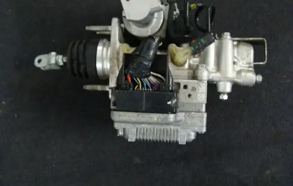 Toyota Yaris ABS Pump 47210-52370
