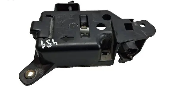 Other engine bay part