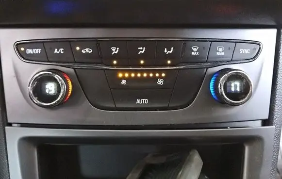 Opel Astra K Climate control/heater control trim 39158162 IMPRK1595063