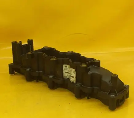 Audi A8 S8 D4 4H Intake manifold 057129712P