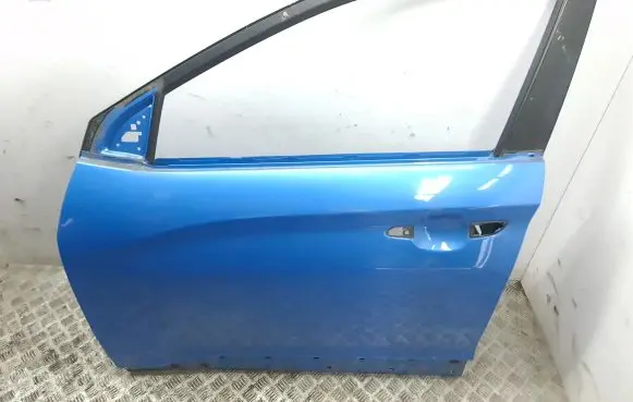 Hyundai Kona I Front door