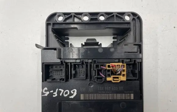 Volkswagen Golf V Comfort/convenience module 1K0959433AK S0401H030