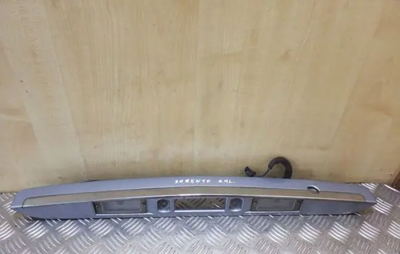 KIA Sorento Tailgate trim 925003E1