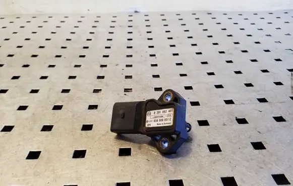 Audi A8 S8 D4 4H Air pressure sensor 038906051C 0281002401