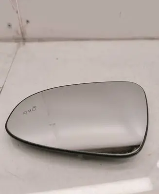 Toyota C-HR I Wing mirror glass 2222000290