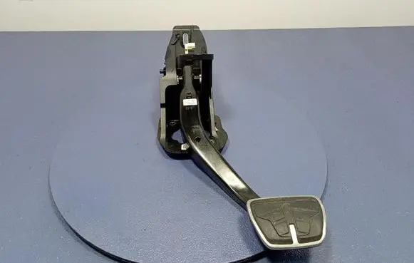 BMW M3 F80 Accelerator throttle pedal 6874281