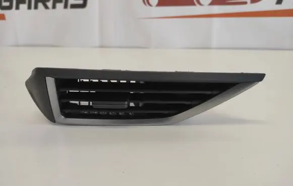 Subaru Impreza V Dash center air vent grill 66110FL01A GK99900490