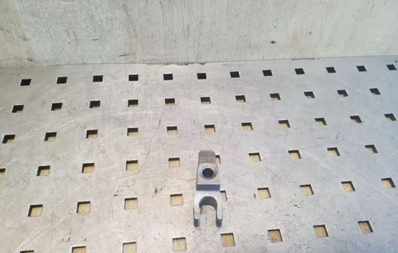 Opel Zafira C Fuel Injector clamp holder