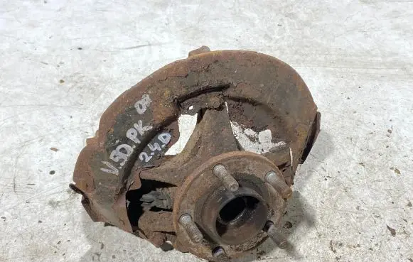 Volvo V50 Front wheel hub spindle knuckle
