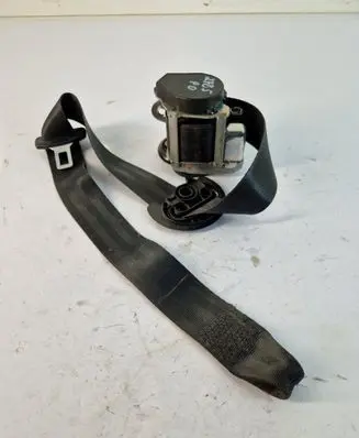 Volkswagen Scirocco Front seatbelt 1K8857705A