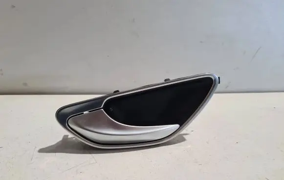 Mercedes-Benz C W205 Front door interior handle A2057603100