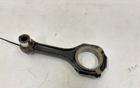 Mercedes-Benz CLS C218 X218 Connecting rod/conrod A2780300520 A2780300320