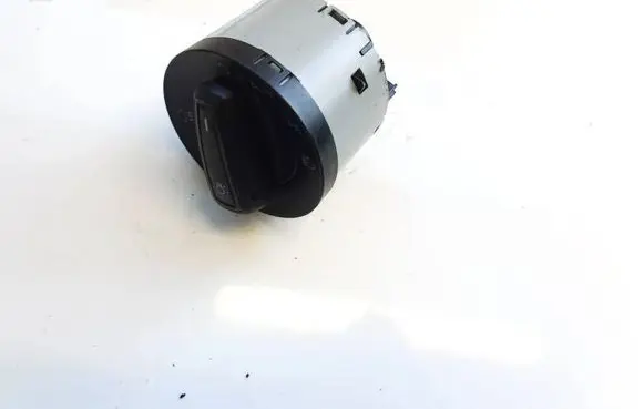 Skoda Fabia Mk3 (NJ) Light switch 5e0941431e