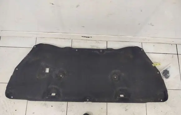 Honda CR-V Engine bonnet/hood sound/heat insulation 