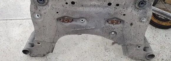 Renault Megane III Front subframe