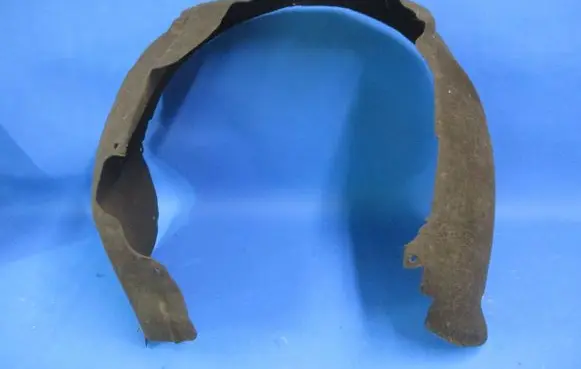Front wheel arch liner splash guards