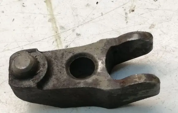 Volkswagen Transporter - Caravelle T4 Fuel Injector clamp holder