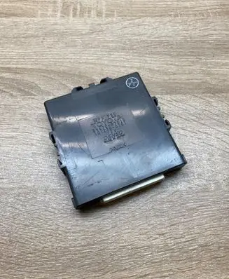 Toyota Prius (XW20) Power management control unit 8967047010