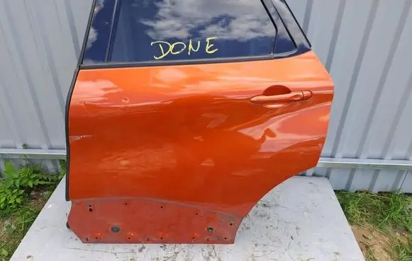 Renault Captur Rear door