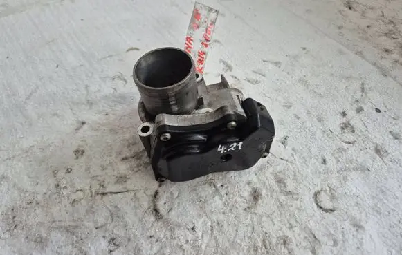 Renault Laguna III Throttle valve H8200987453B