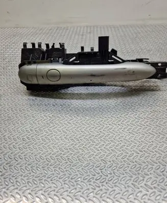 Renault Laguna II Front door exterior handle 8200308110 170108180108