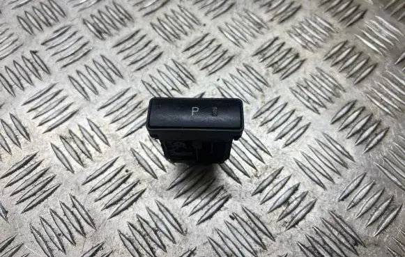 Toyota Prius (NHW20) Hand parking brake switch 15A685