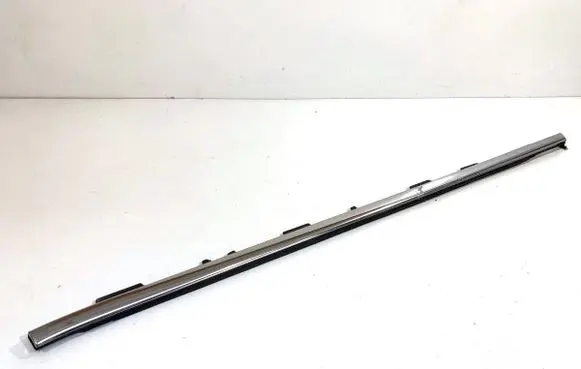 Peugeot 2008 I Loading door glass trim molding 