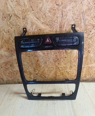 Hazard light switch