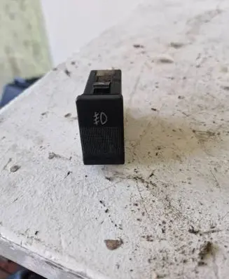 Fog light switch