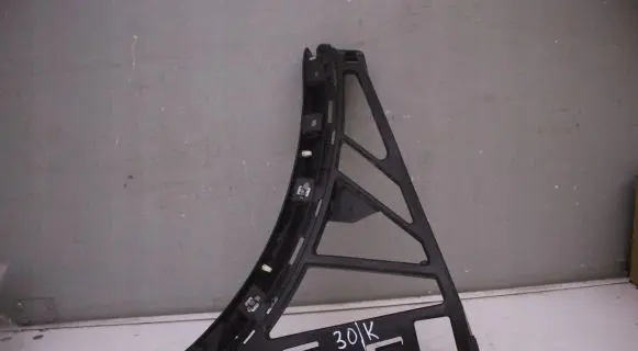 Porsche Cayenne (92A) Front bumper mounting bracket