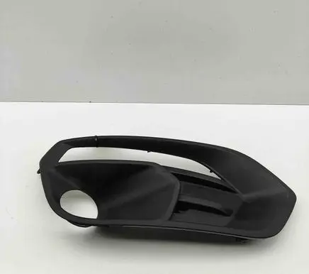 Iveco Daily 6th gen Front grill 105802356341KZ 105802356343KZ