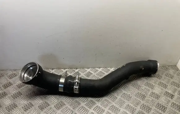 Intercooler hose/pipe