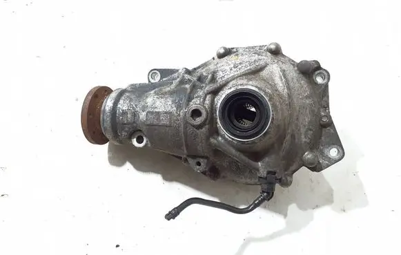 BMW X6 G06 Front differential 7647388
