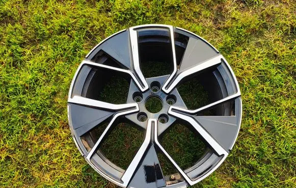 Volkswagen PASSAT B9 R19 alloy rim 3J0601025