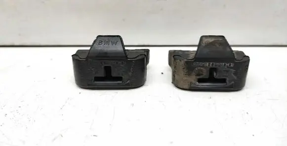 BMW 1 E81 E87 Radiator mount bracket 7805310