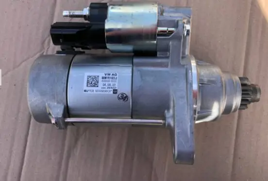 Volkswagen Golf VII Starter motor 0AM911023J