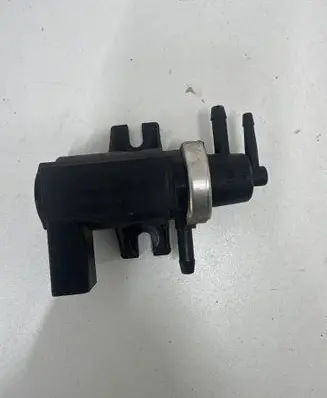 Audi A3 S3 8L Turbo solenoid valve 1J0906627