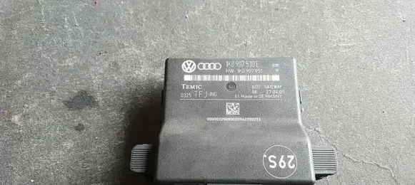 Volkswagen Touran I Gateway control module 1K0907530E