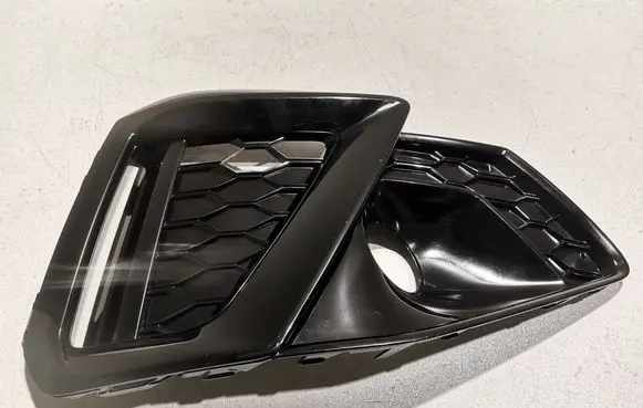 Audi A4 S4 B9 8W Front bumper lower grill 8W0807682BB